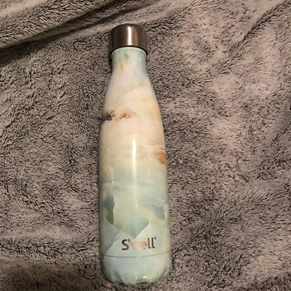 swell marble water bottle